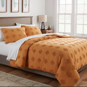 Threshold Orange Quilted Bedding Set